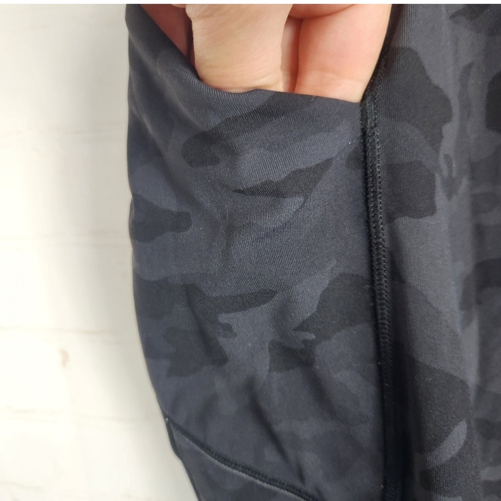 Lululemon Speed Up Crop Leggings Camo Multi Grey size 8 - Picture 8 of 15
